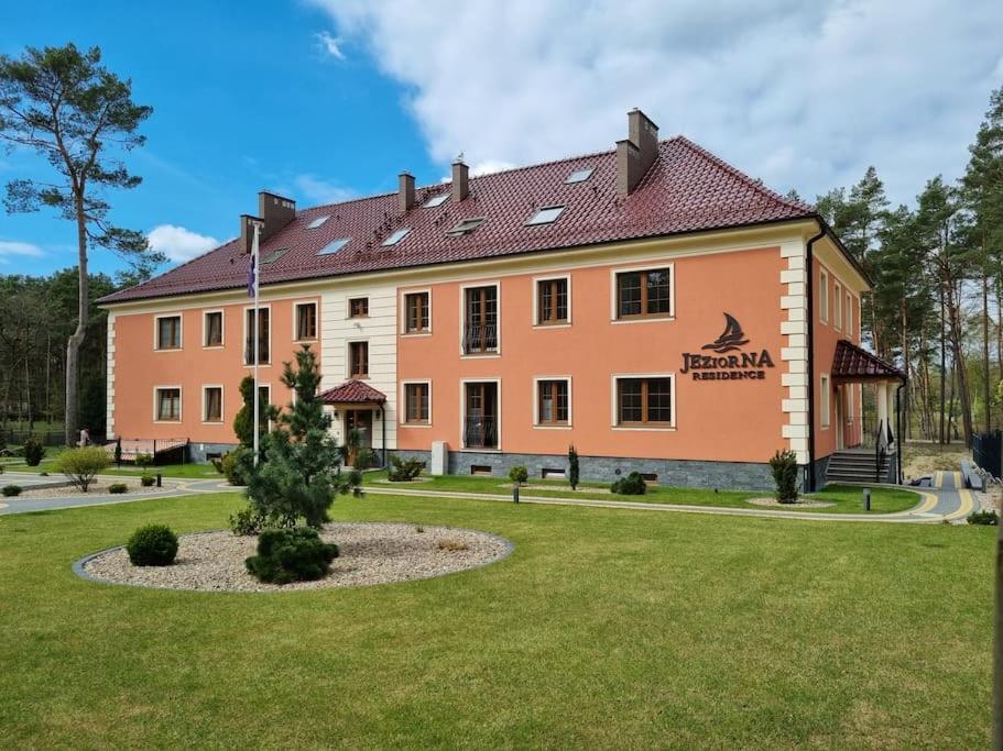 Uroczy Apartament Blisko Jeziora Borne Sulinowo Zewnętrze zdjęcie